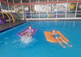 Plavání na deskách